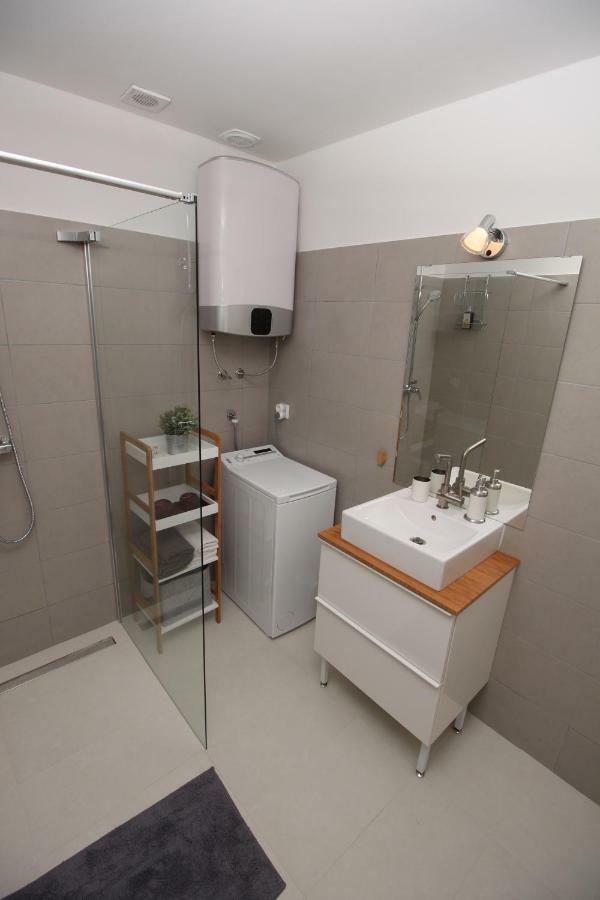 Apartment Lavanda **** Podgreben Extérieur photo